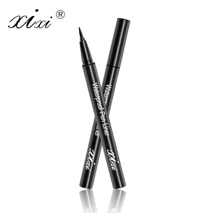 Eyeliner liquide tridimensionnel hydrosoluble qui ne tache pas et dure