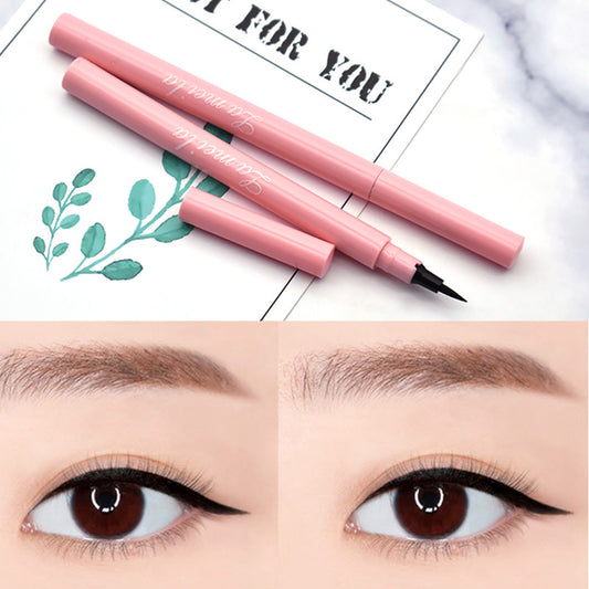 Eyeliner liquide pour la tête qui ne tache pas facilement