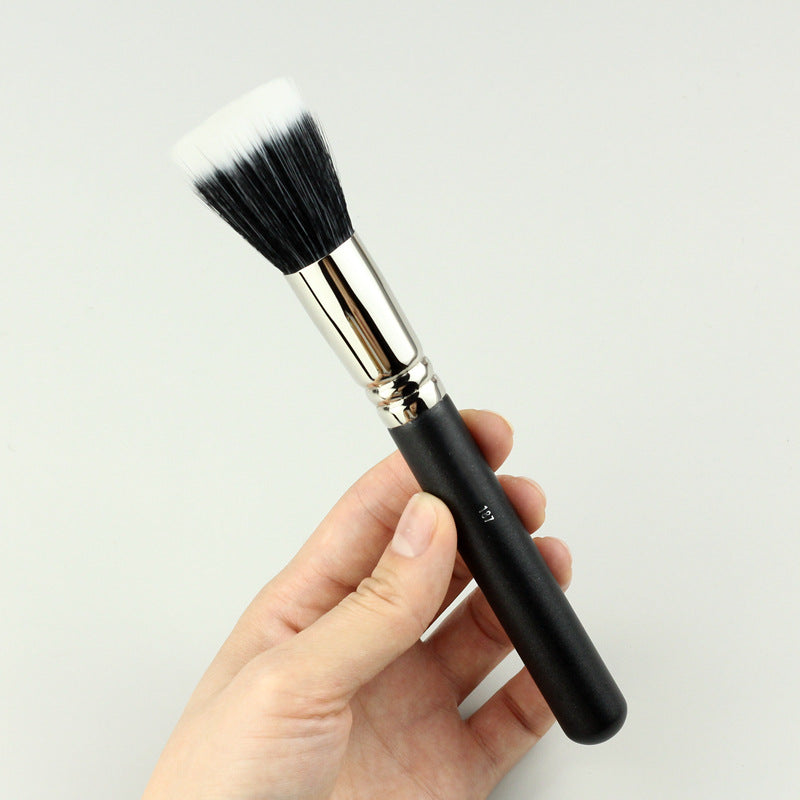 Powder Foundation Brush Concealer Shadow Tools Makeup Brushes Accessories