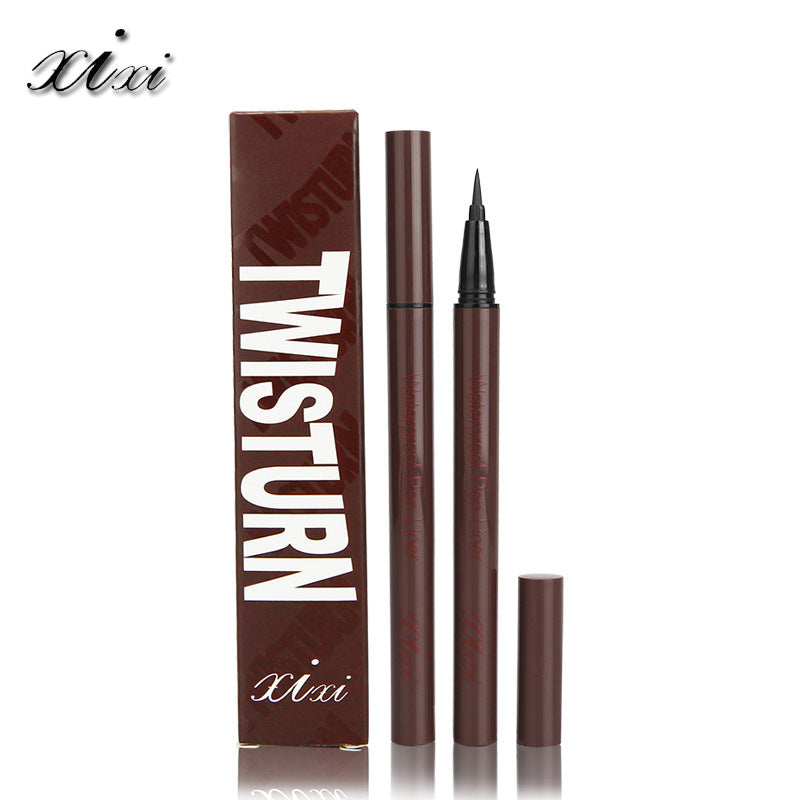 Eyeliner liquide tridimensionnel hydrosoluble qui ne tache pas et dure