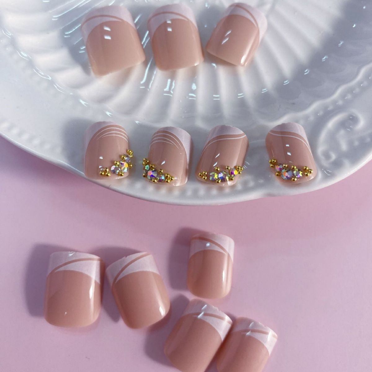 Portez des faux ongles finis Beauty Patch Nail Art