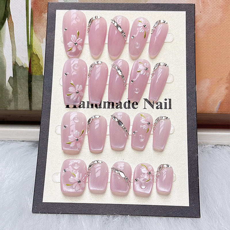 Vêtements d'été faits à la main Fabrication de fleurs Manucure Nail Art