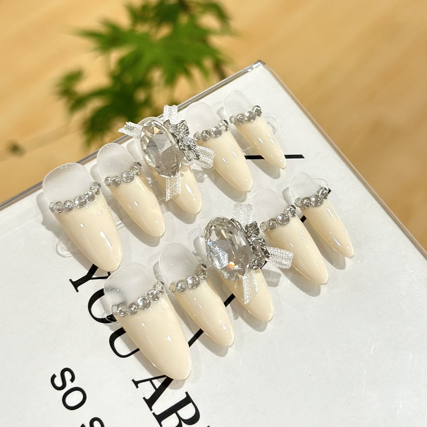 White Rich Beauty French Gentle Cute Nail Art