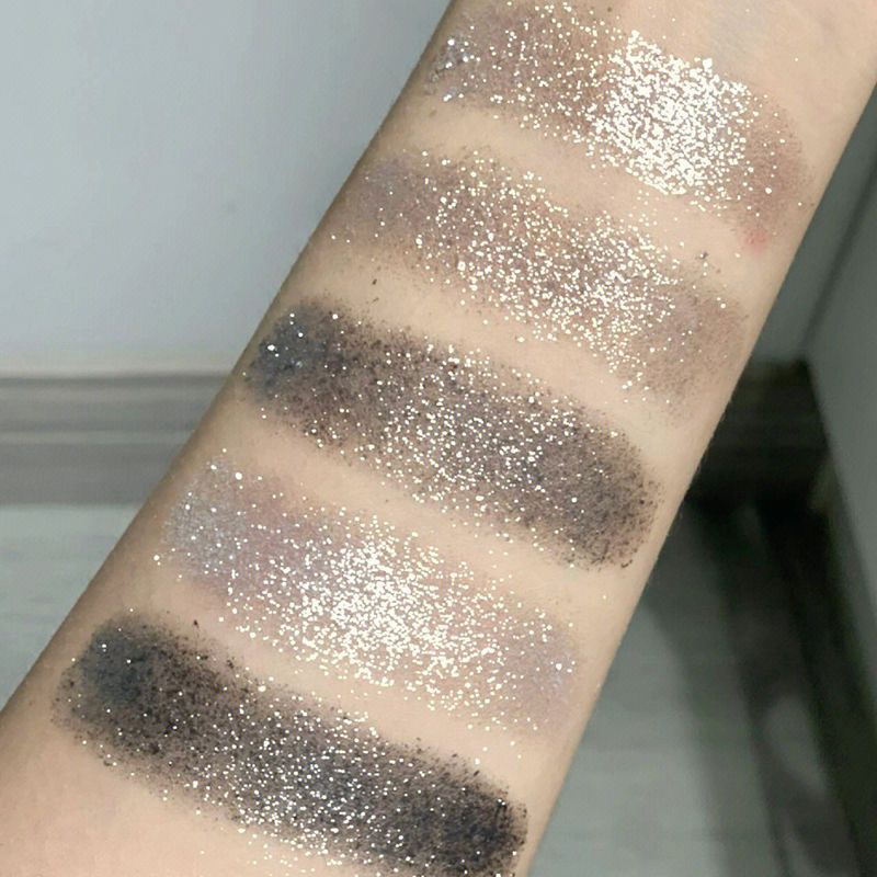 Plate Pearlescent Thin Glittering Dark Metal Eyeshadow