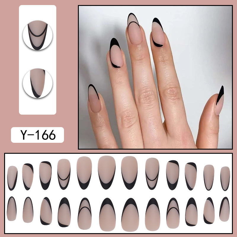 Faux ongles courts Wear Armor Nail Art