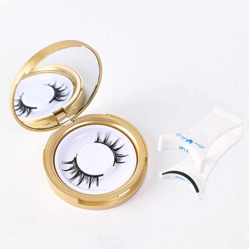 Two Pairs Of Quantum Magnetic Eyelashes Box Long False Lashes