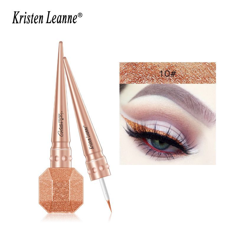 Eyeliner nacré couleur diamant brisé brillant