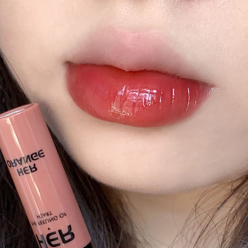 To Fade Film Forming Light Sensitive Lip Glosses