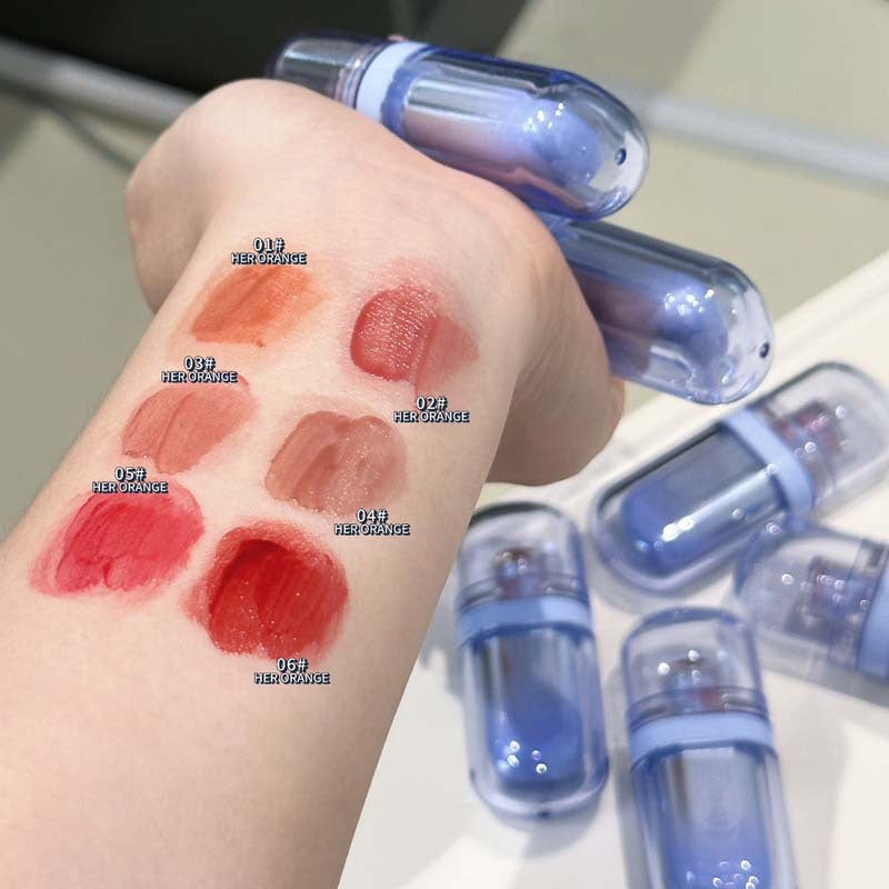 Vernis léger hydratant pour lèvres charnues et imperméables