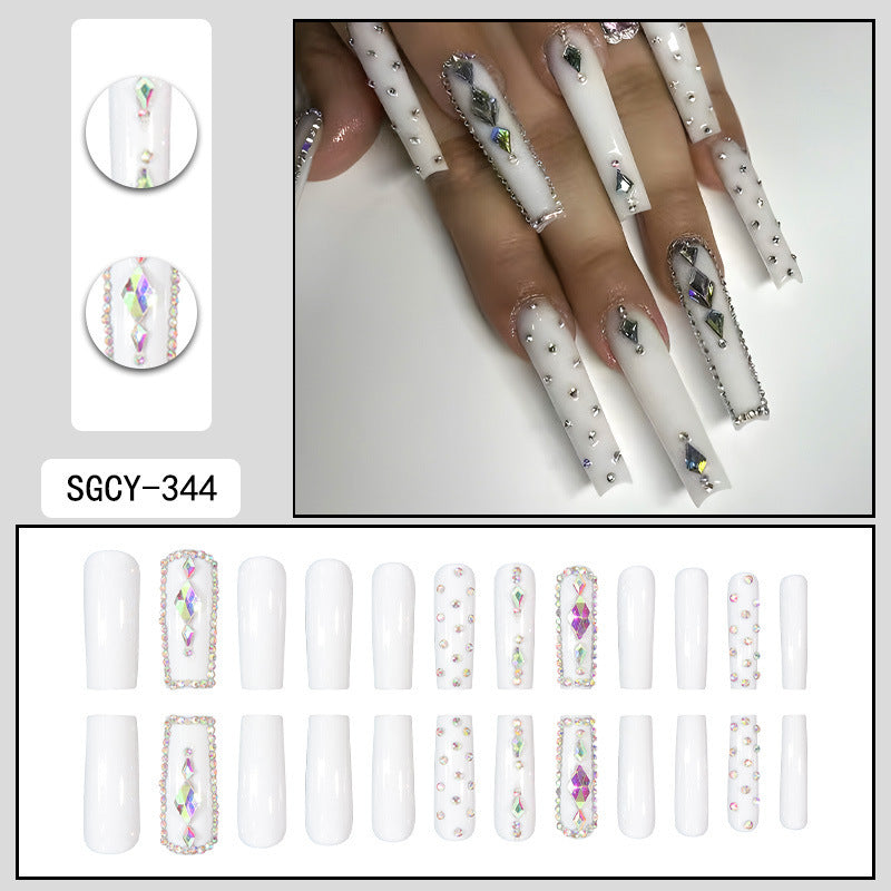 Nail Art extra long fait main avec strass et poils à l'eau