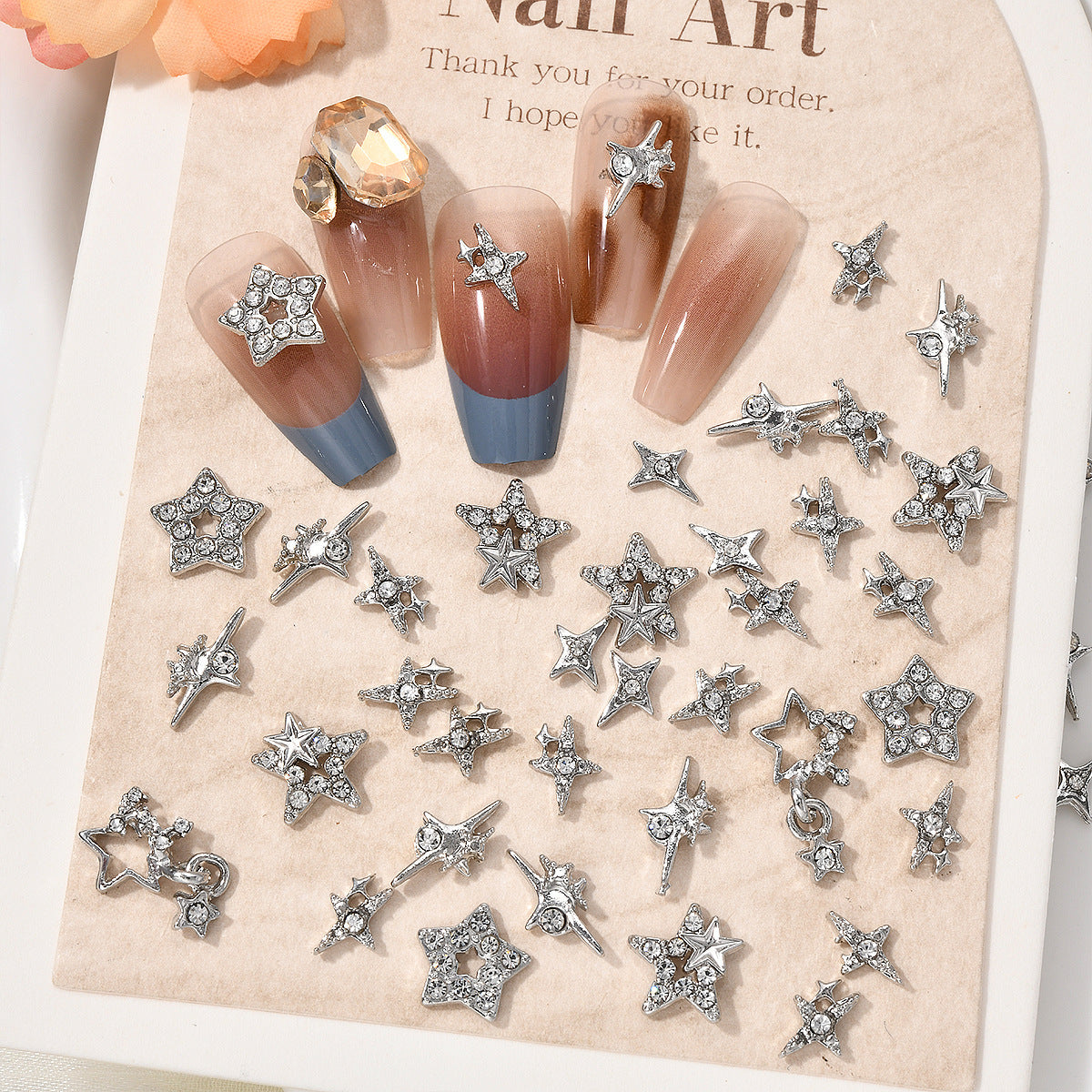 Pendentif en alliage ornemental Accessoires de manucure en métal Soins des ongles Nail Art