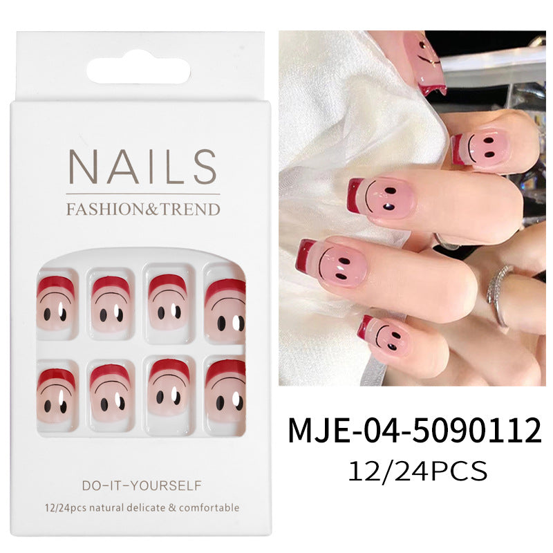 Style de manucure Porter des faux ongles courts Nail Art