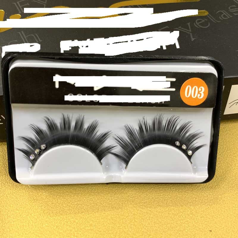 With Diamond Eyelashes Ten Pairs Of False Lashes