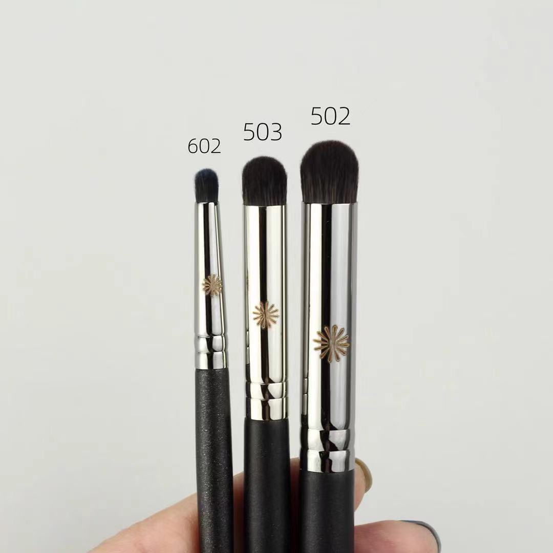 Picasso Large Medium Small Size Round Makeup Brushes Accessories