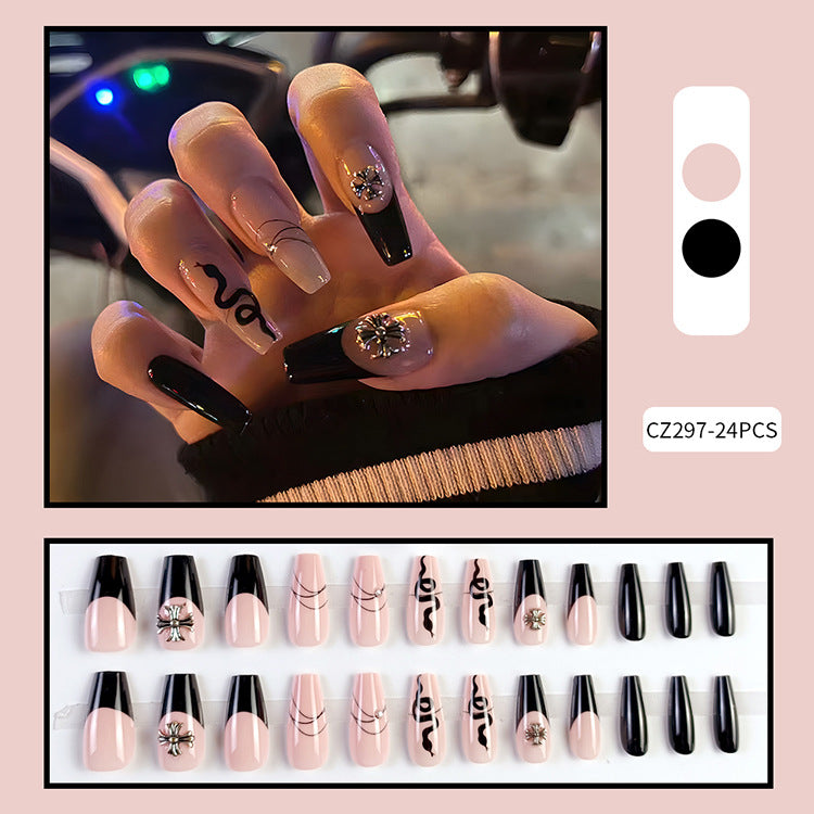 Pièce de beauté longue et faite à la main en forme de papillon pour nail art