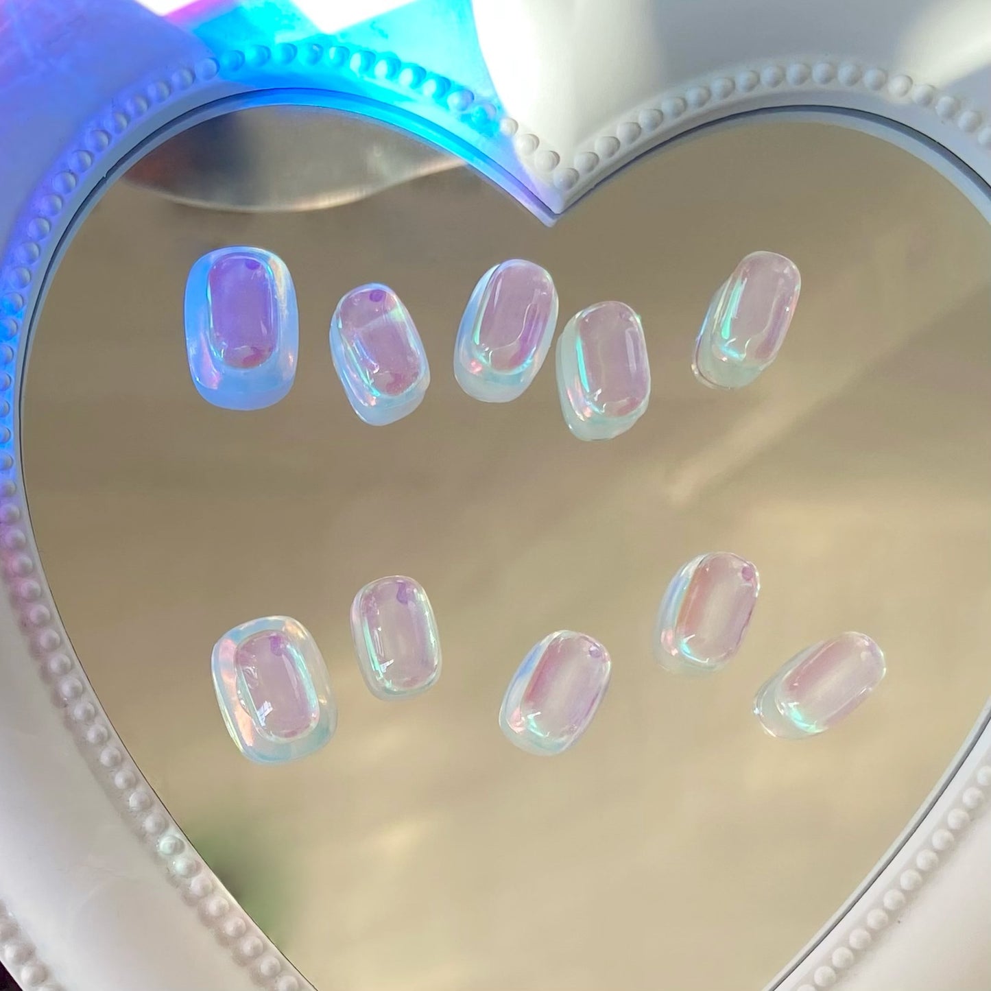 Nail Art thérapeutique exquis fait main avec des glaçons en diamant