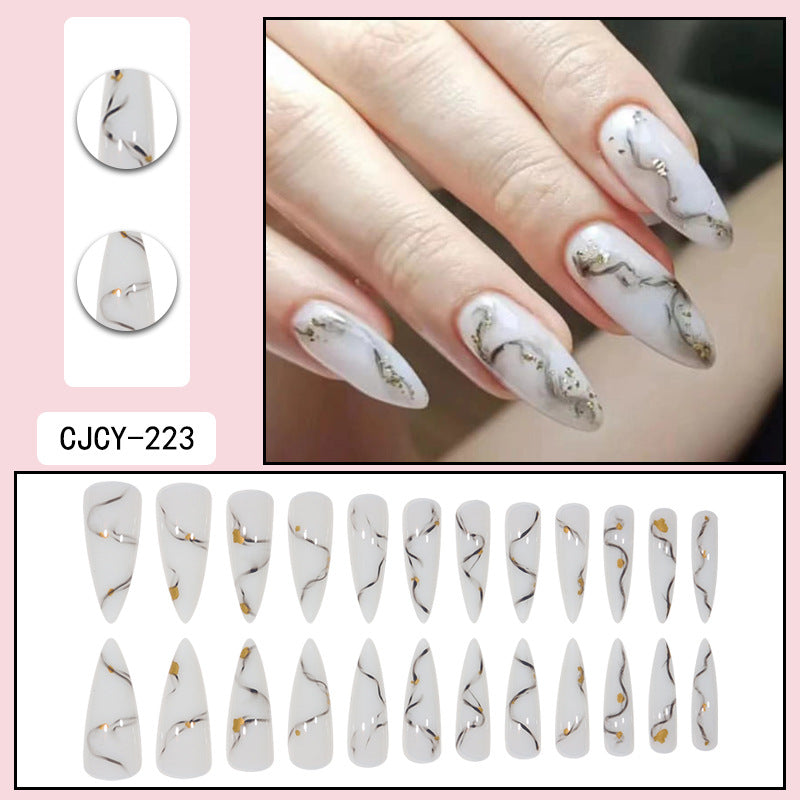 Style de pointe longue Porter des pointes chaudes Nail Art