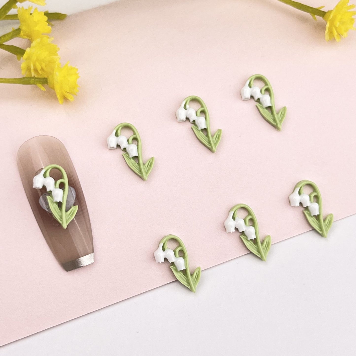 Ornament Luminous Tulip Little Daisy Phone Nail Care Nail Art