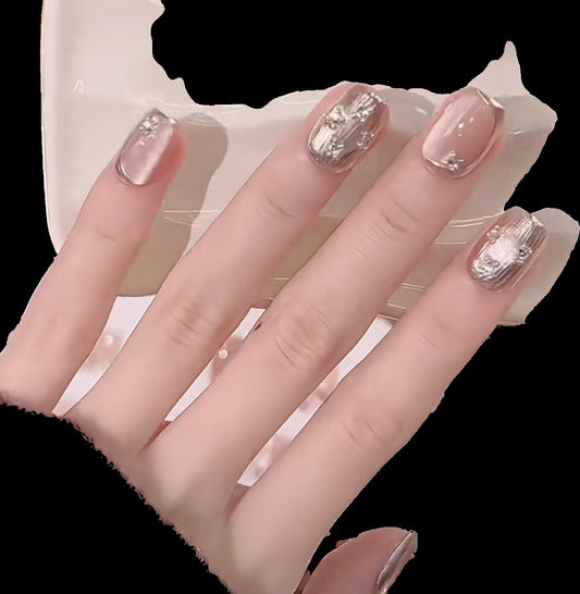 Manucure chat en poudre dorée Nail Art fait main