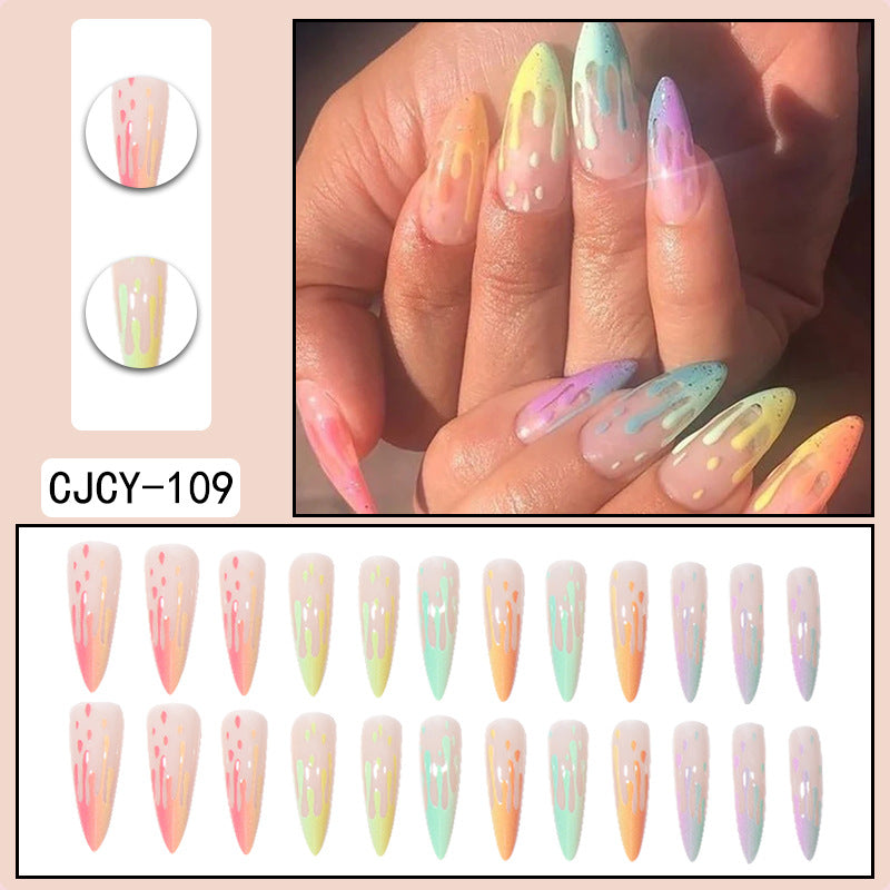 Nail Art numérique style patch à pointes longues et dégradées arc-en-ciel