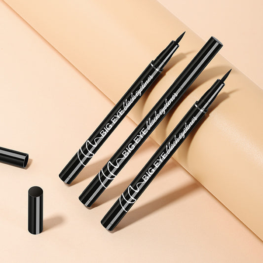 Eyeliner liquide noir Big Cool longue tenue et imperméable pour femme