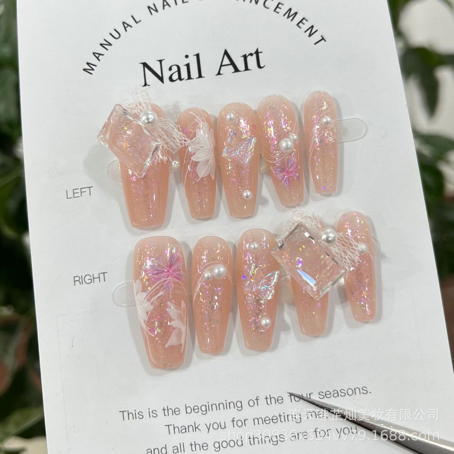 Porter un nœud manucure échelle moyenne faux ongles détachables nail art perle