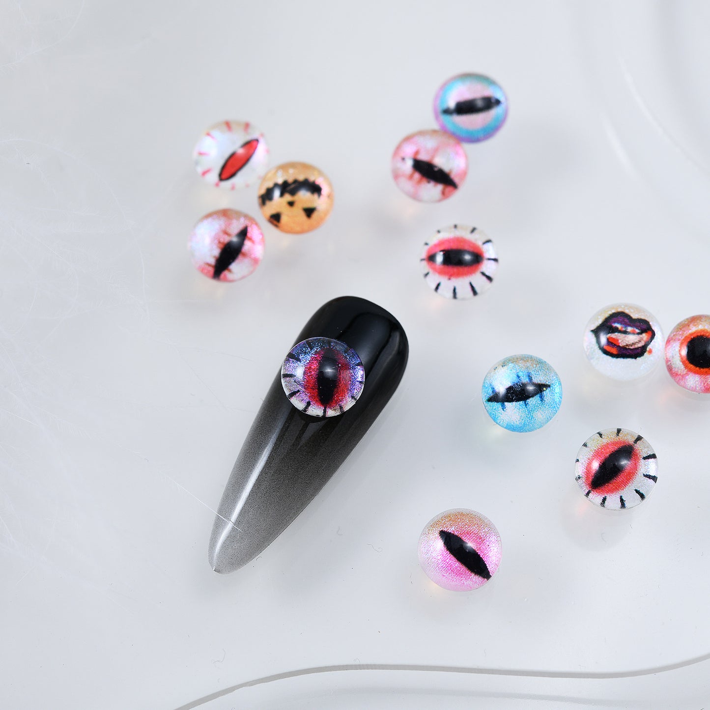 Ornement des yeux Rétro Vent sombre Personnalité Diable Résine Soins des ongles Nail Art