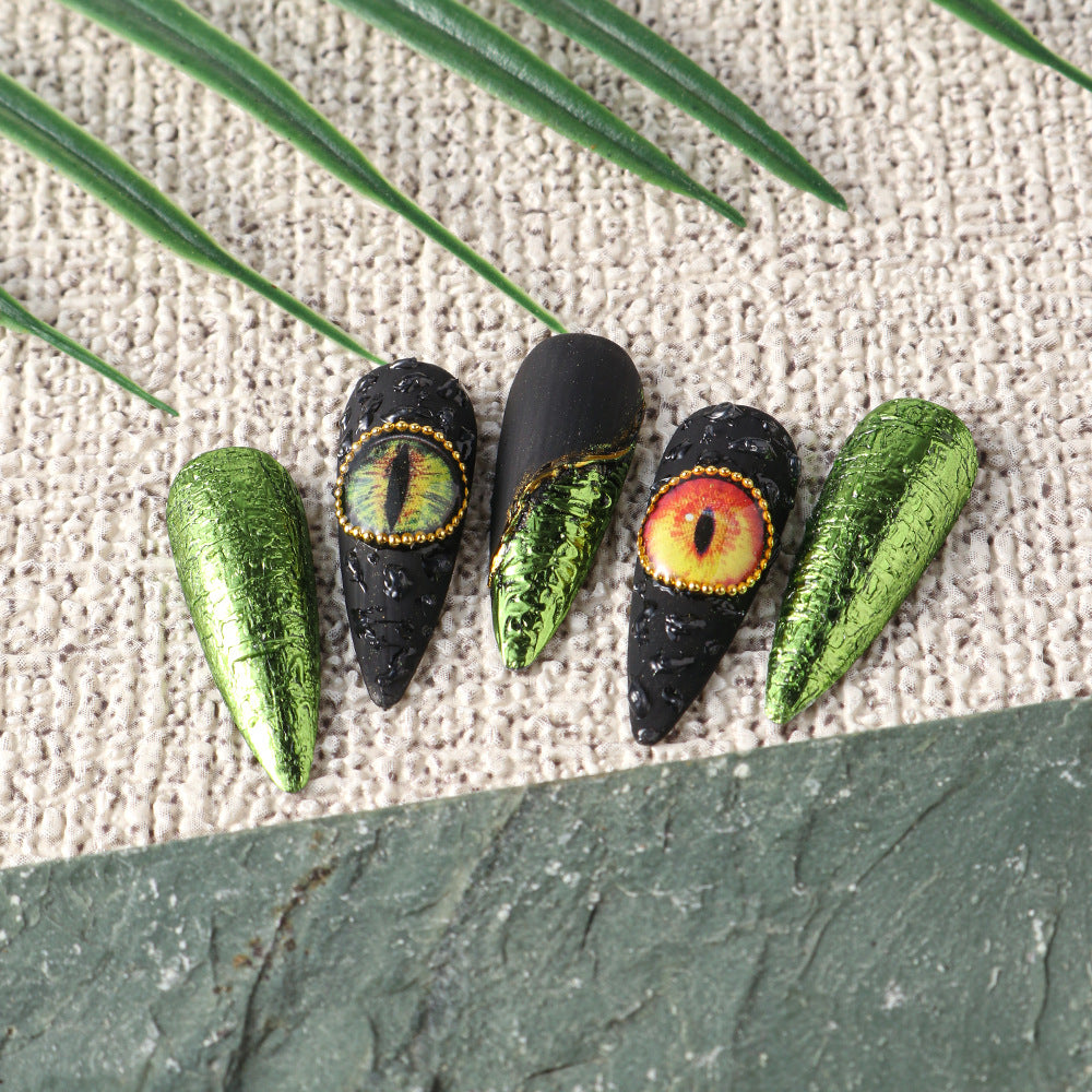 Devil's Dark Cat Eyes Elegant Style Nail Stickers