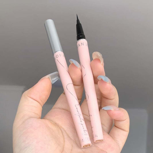 Sweetheart Pink Diamond Eyeliner Waterproof qui ne tache pas facilement