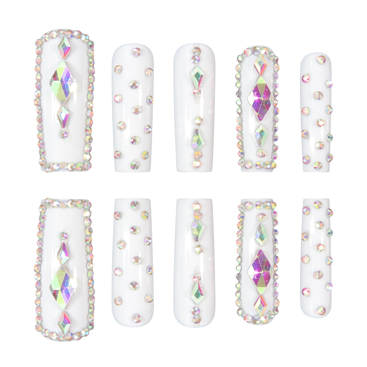 Nail Art extra long fait main avec strass et poils à l'eau