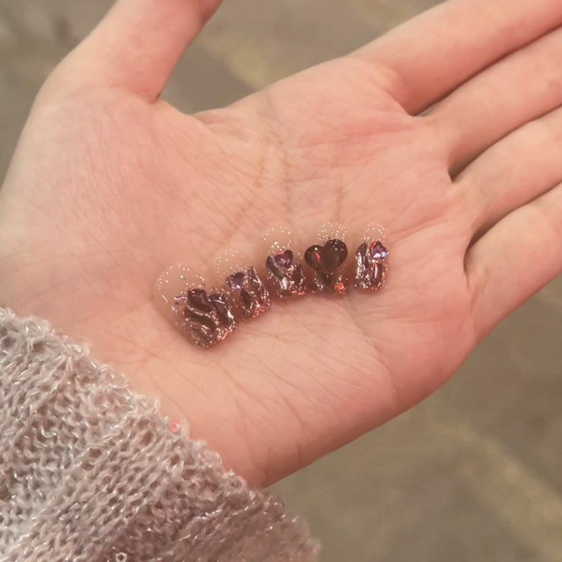 Nail Art fait main à la française avec finition longue