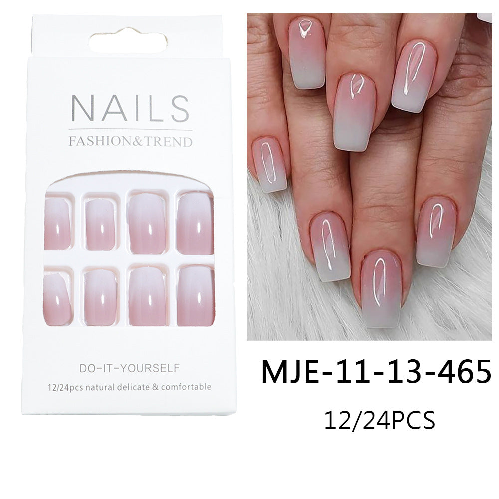 Manucure et nail art à base d'amidon de racine de lotus transparent glacé