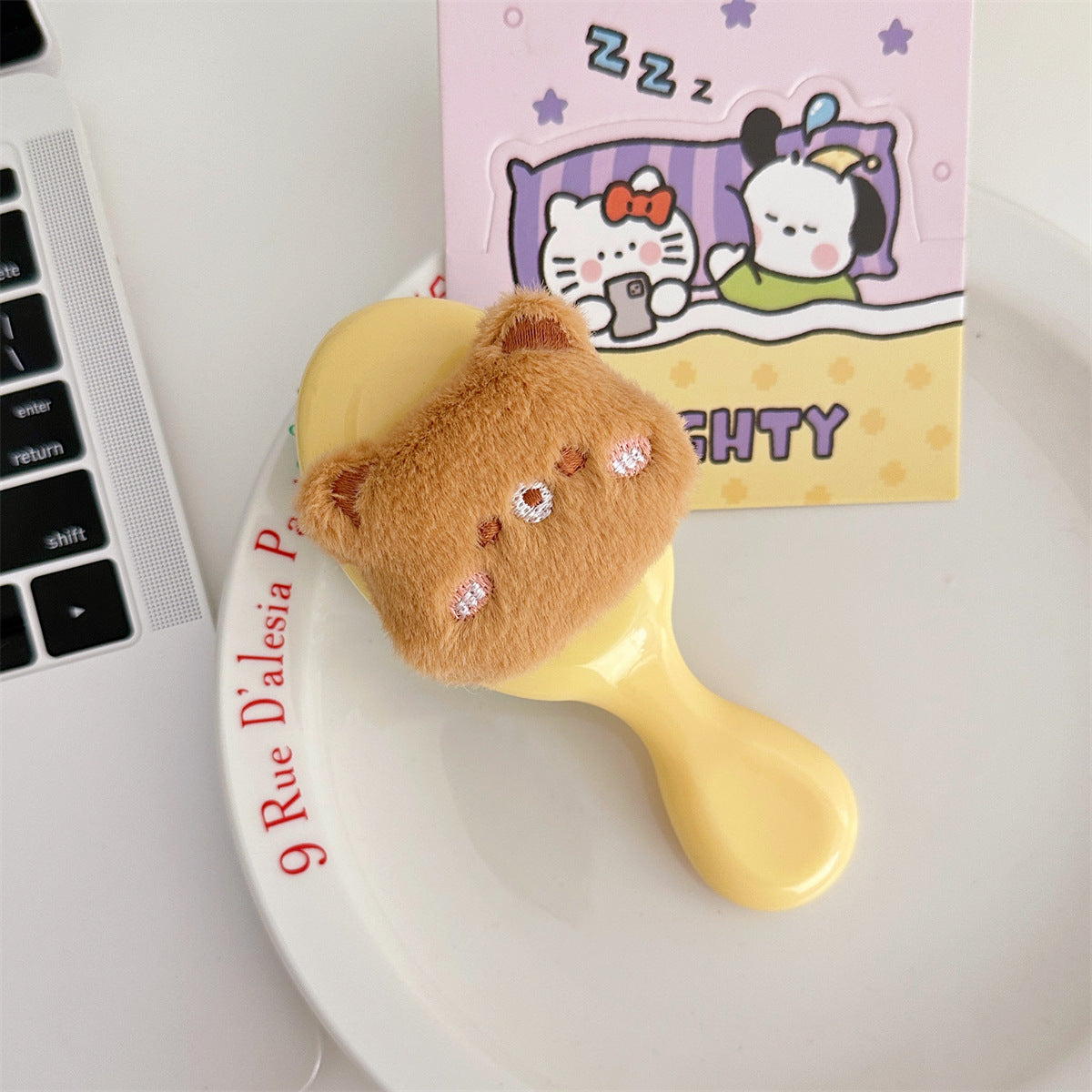 Brosses et peignes à cheveux en peluche en forme de petit lapin rose