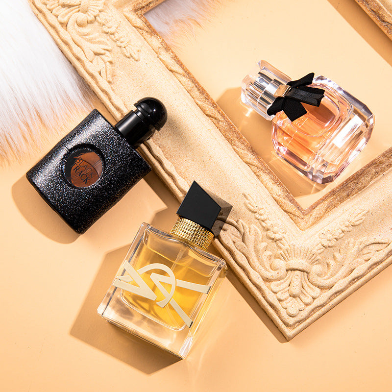 Parfum pour femme Flower Words à offrir Parfums pour femme gratuits