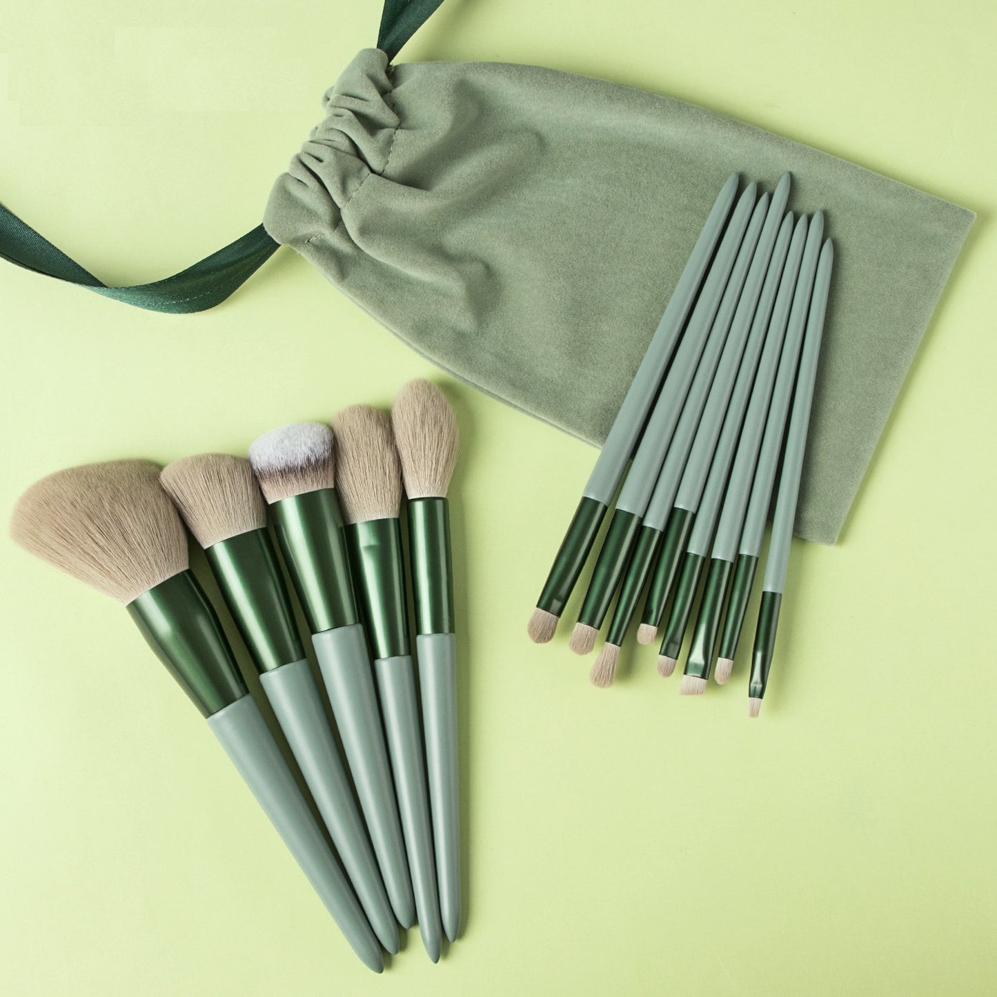 Brush Suit Beginner Powder Shadow Concealer Blush Makeup Brushes Accessories