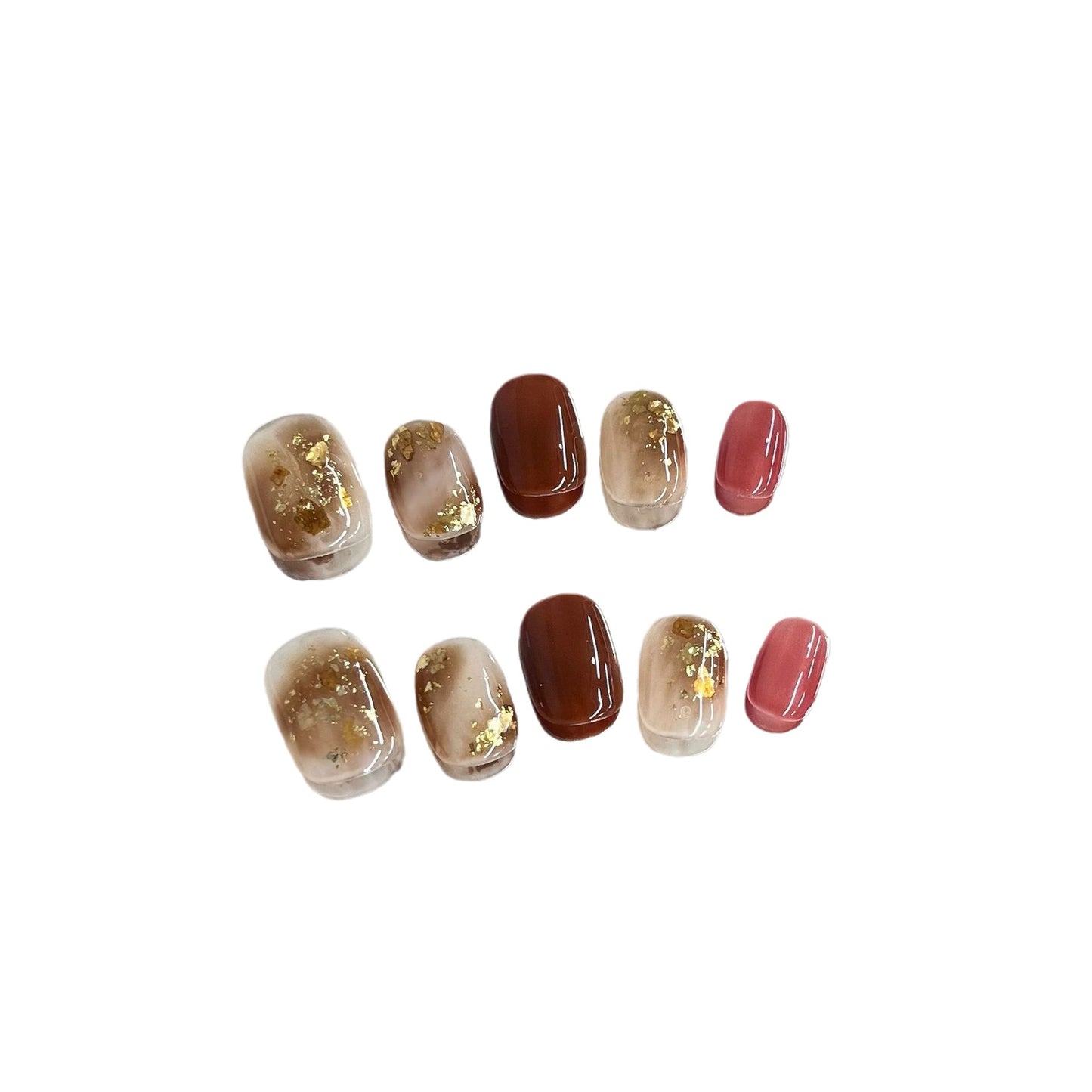 Faux ongles au café au lait, nail art