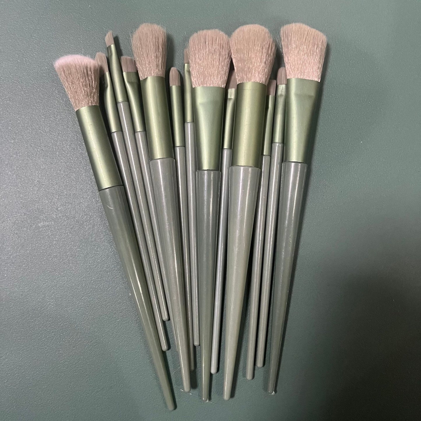 Suit Full Of Soft Portable Models Powder Foundation Makeup Brushes Accessories