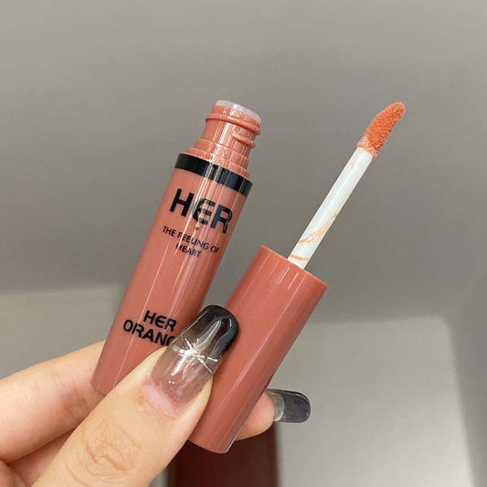 To Fade Film Forming Light Sensitive Lip Glosses