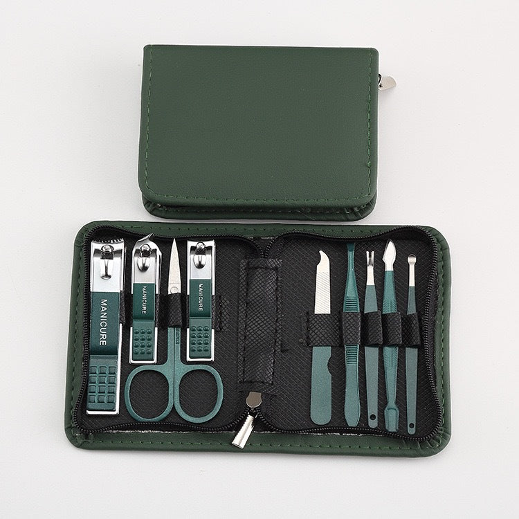 Ensemble d'outils à ongles en acier inoxydable avec sac à fermeture éclair pour tondeuses à cheveux pour femmes