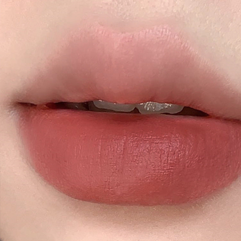 Gloss à lèvres Hazy Veet Lacquer qui ne s'estompe pas facilement