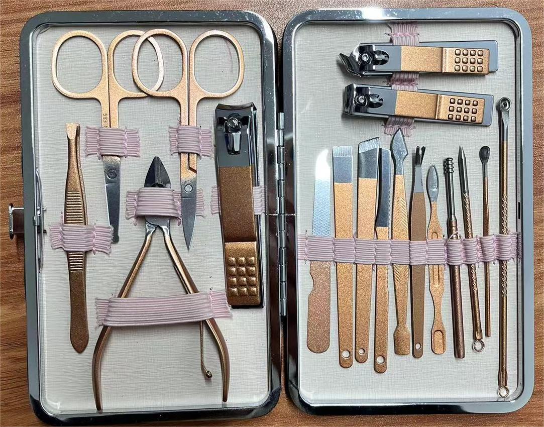 Ensemble de coupe-ongles en or avec ensemble d'outils en acier inoxydable