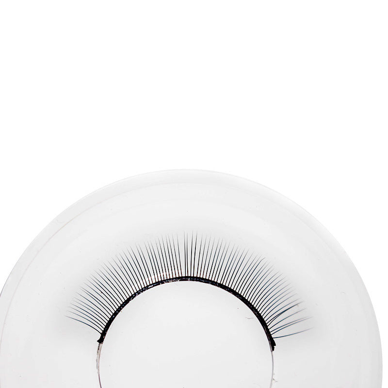 Pratique de la greffe de cils disponible Salon de beauté Faux cils