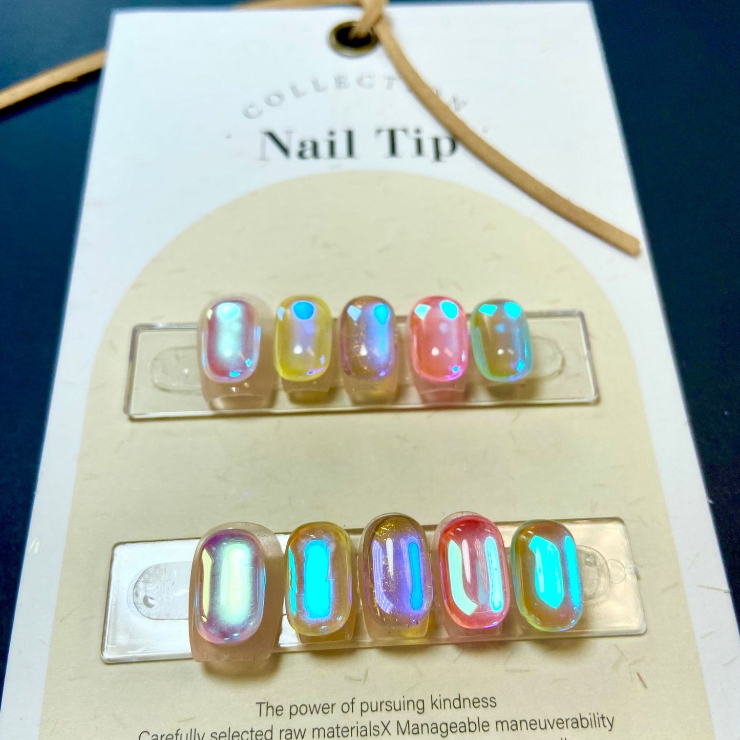 Nail Art coloré Aurora avec couleur Diamond