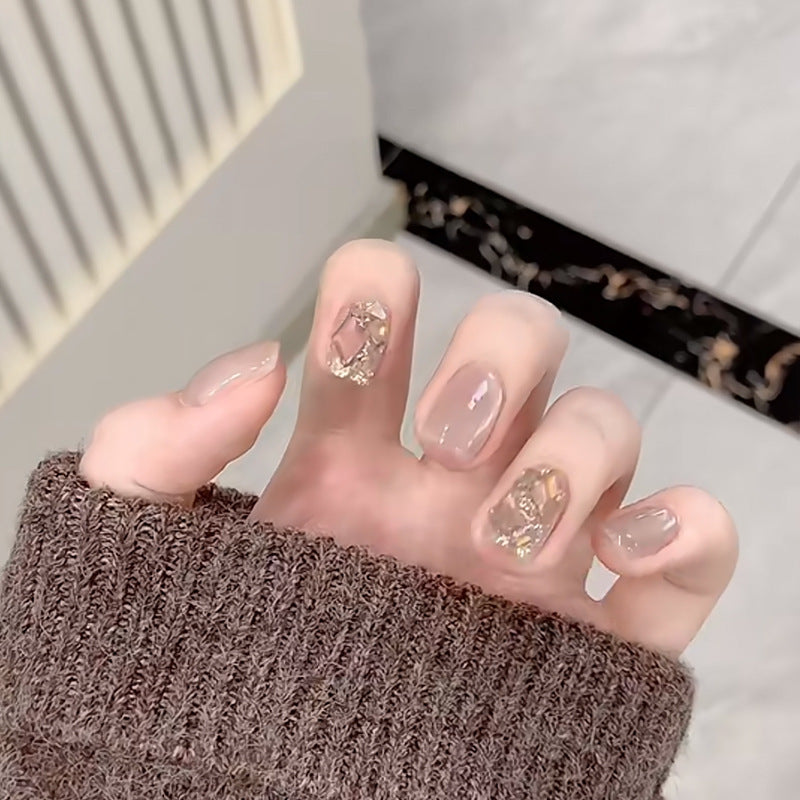 Nail art Wear Armor Diamond dans les débris