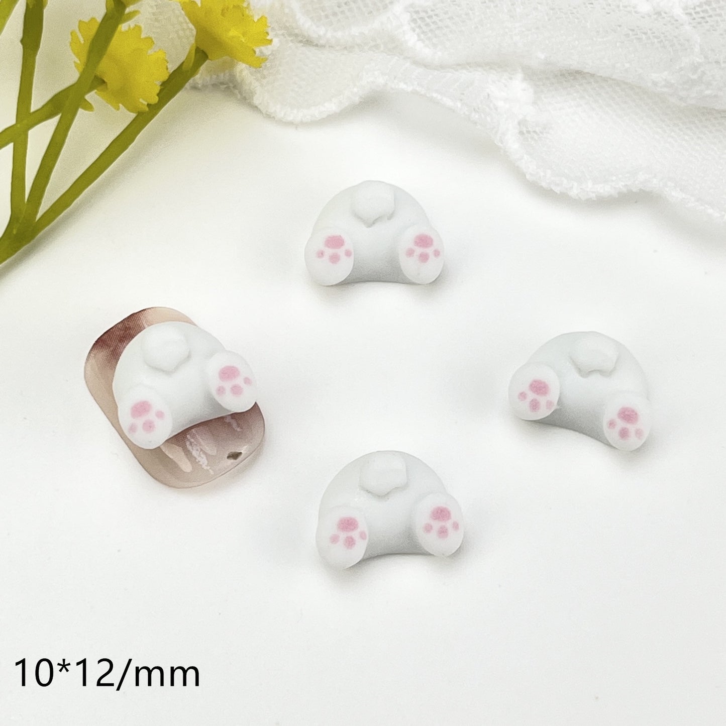 Ornement de dessin animé d'ours aux fraises Pacha Ass Nail Care Nail Art