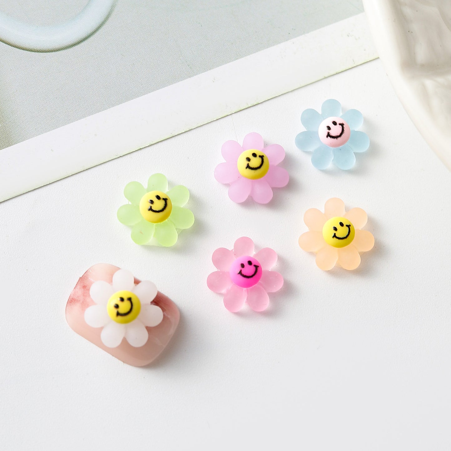 Resin Facial Expression Bag Flower Brooch Phone Nail Care Nail Art