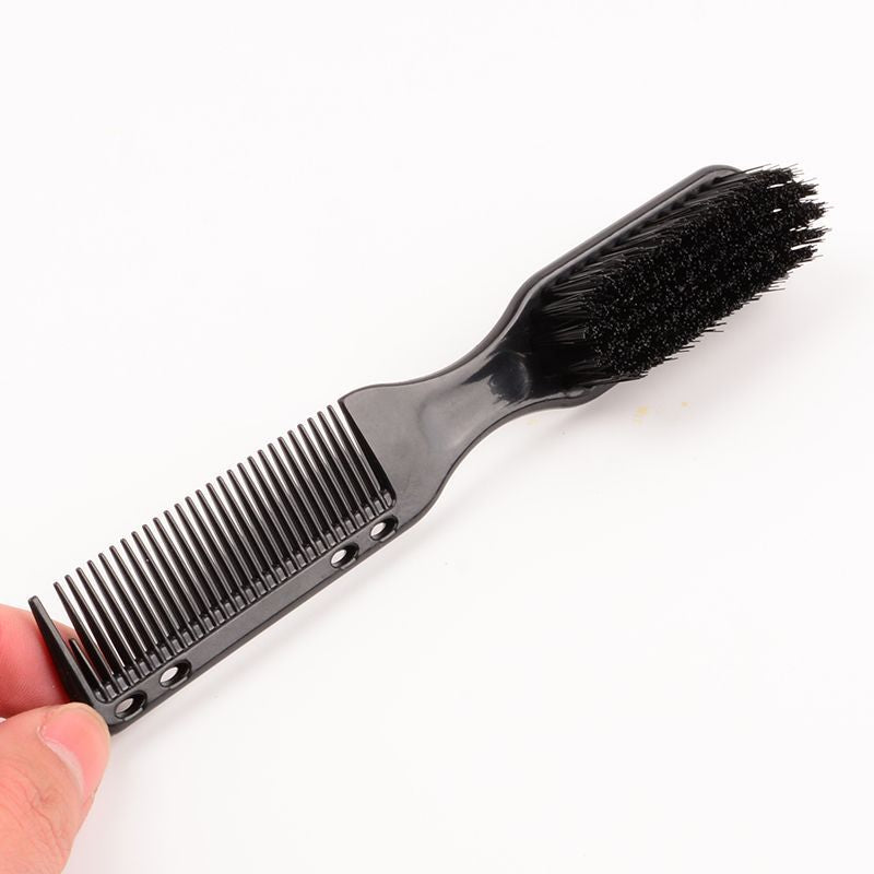 Brosse à cheveux et peignes pour homme avec tête texturée et huileuse